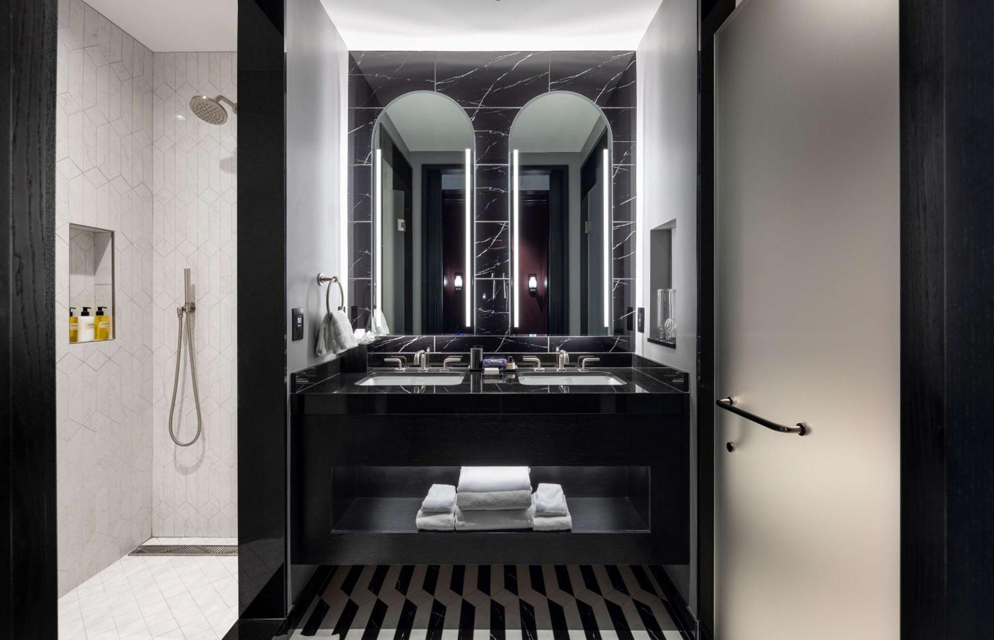 Daxton Hotel Birmingham, Curio Collection By Hilton Esterno foto